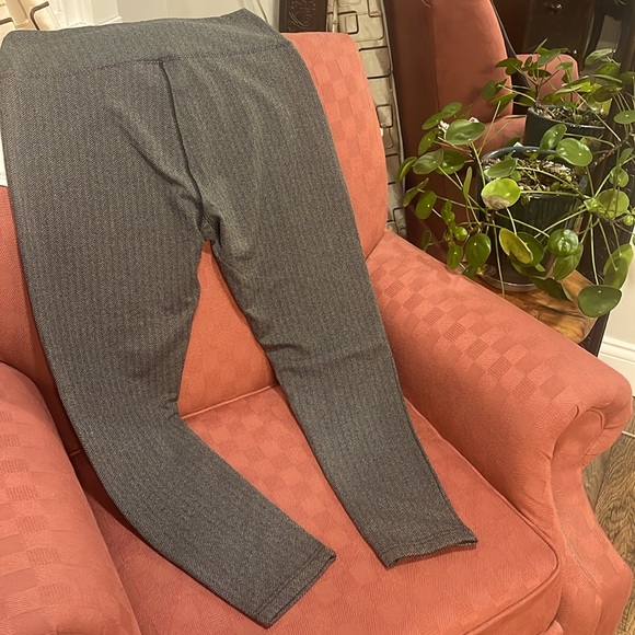 Marika Plus Size Herringbone Leggings - Picture 2 of 2